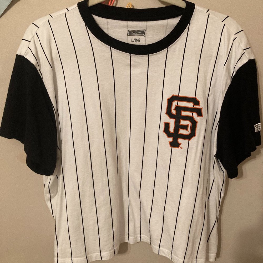 AE Tailgate Pinstripe Cropped Tee -- San Francisco Giants, L